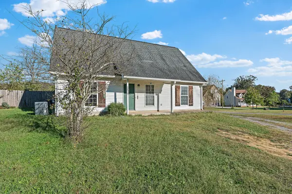 13515 Versailles Rd, Rockvale, TN 37153