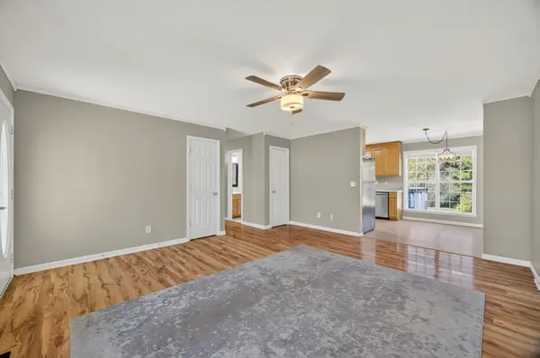 52 Ridgeline Dr, Fayetteville, TN 37334