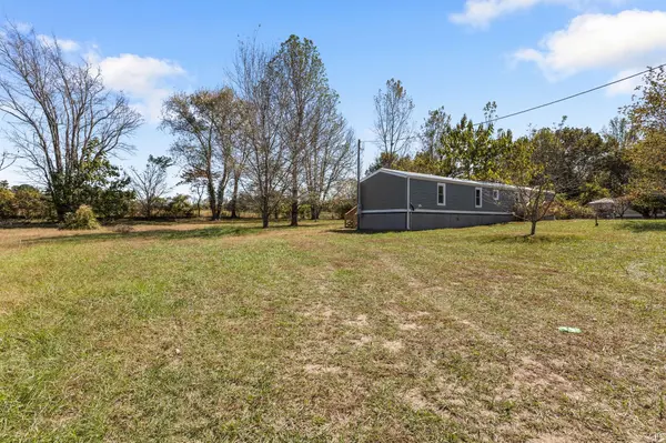 2230 Wayne Rd, Bon Aqua, TN 37025