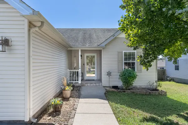 1829 Emily Ln, Columbia, TN 38401