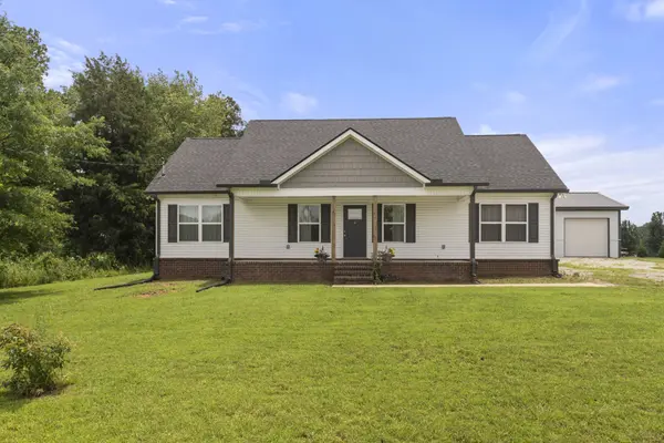 1072 Dugout Rd, Summertown, TN 38483