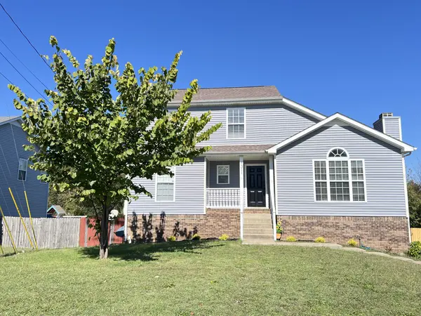1311 Sunfield Dr, Clarksville, TN 37042