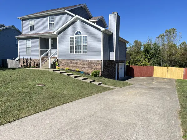 1311 Sunfield Dr, Clarksville, TN 37042