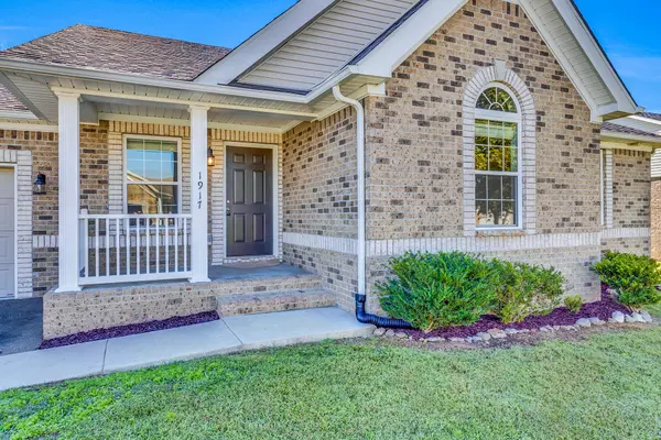 1917 Susan Rd, Columbia, TN 38401