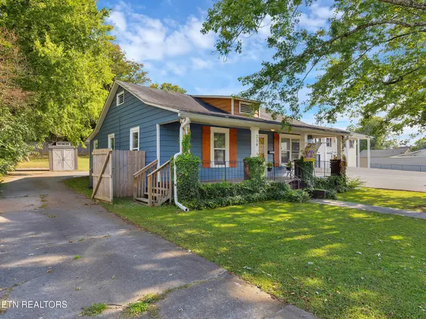 239 Lindsay St, Alcoa, TN 37701