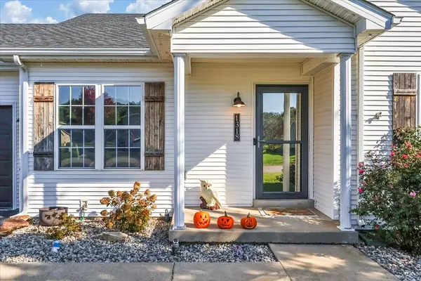 1318 Salem Cir, Bowling Green, KY 42101