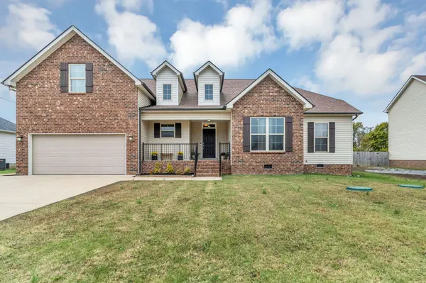 424 Long Creek Dr, Christiana, TN 37037