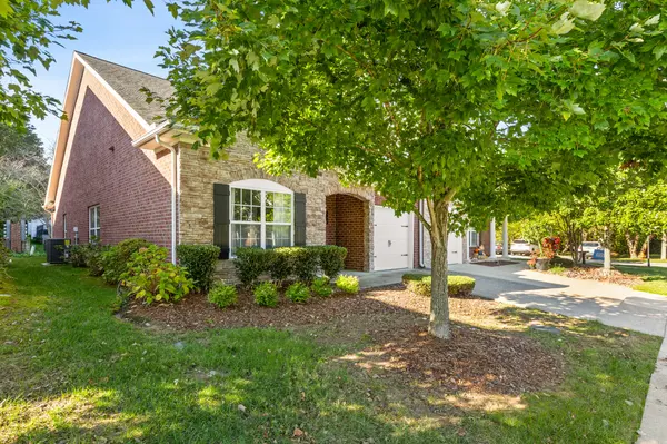 833 Barrington Place Dr, Brentwood, TN 37027