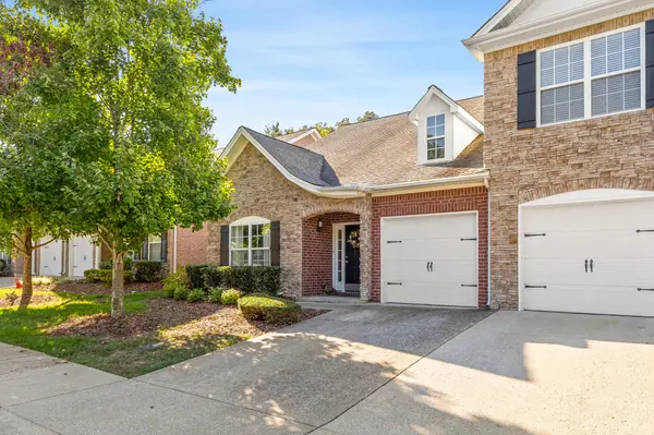 833 Barrington Place Dr, Brentwood, TN 37027
