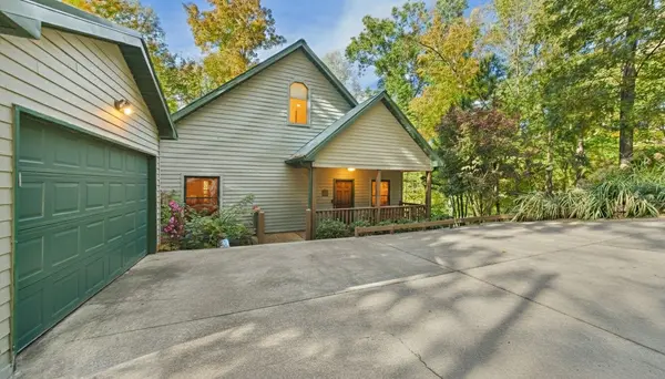 380 Baker Ln, Cadiz, KY 42211