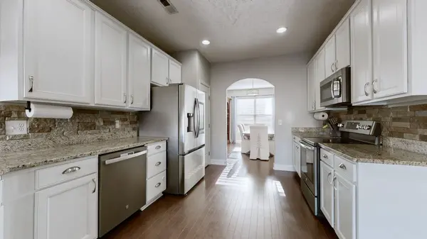 1056 Middleton Ln, Gallatin, TN 37066