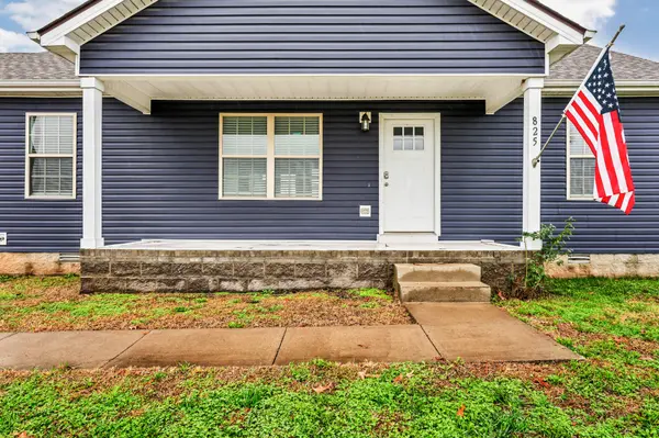 825 Stableford Lane, Oak Grove, KY 42262