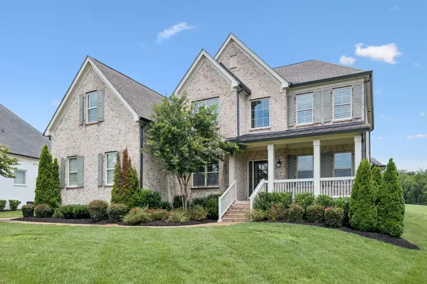 5846 Wagonvale Dr, Arrington, TN 37014