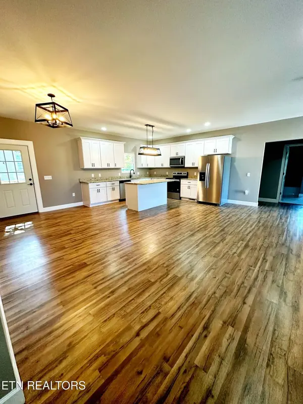633 Rockwell Dr Drive, Cookeville, TN 38506