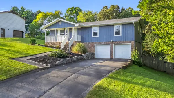 200 Crest Circle, Ringgold, GA 30736
