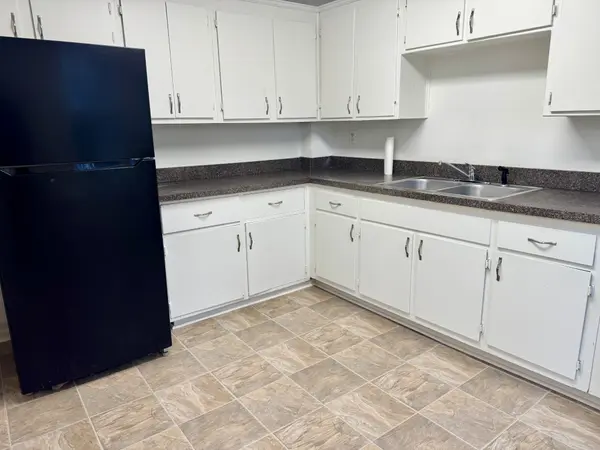 305 E Park Ave, Gallatin, TN 37066