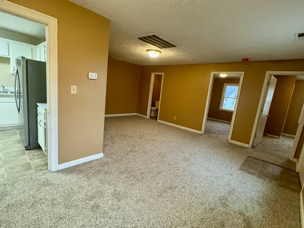 305 E Park Ave, Gallatin, TN 37066