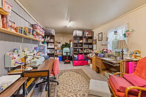 1116 Hillview Ln, Chapmansboro, TN 37035