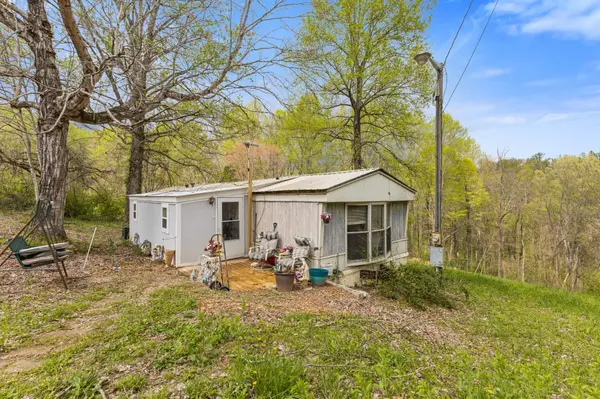 1116 Hillview Ln,  Chapmansboro,  TN 37035