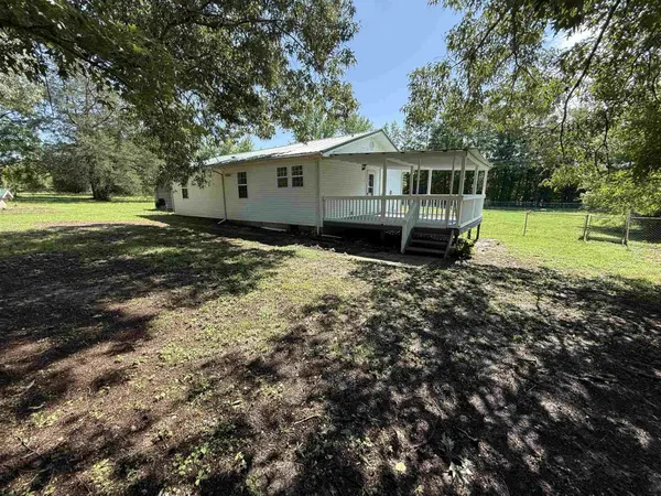 1390 CANEY BRANCH RD, Adamsville, TN 38310