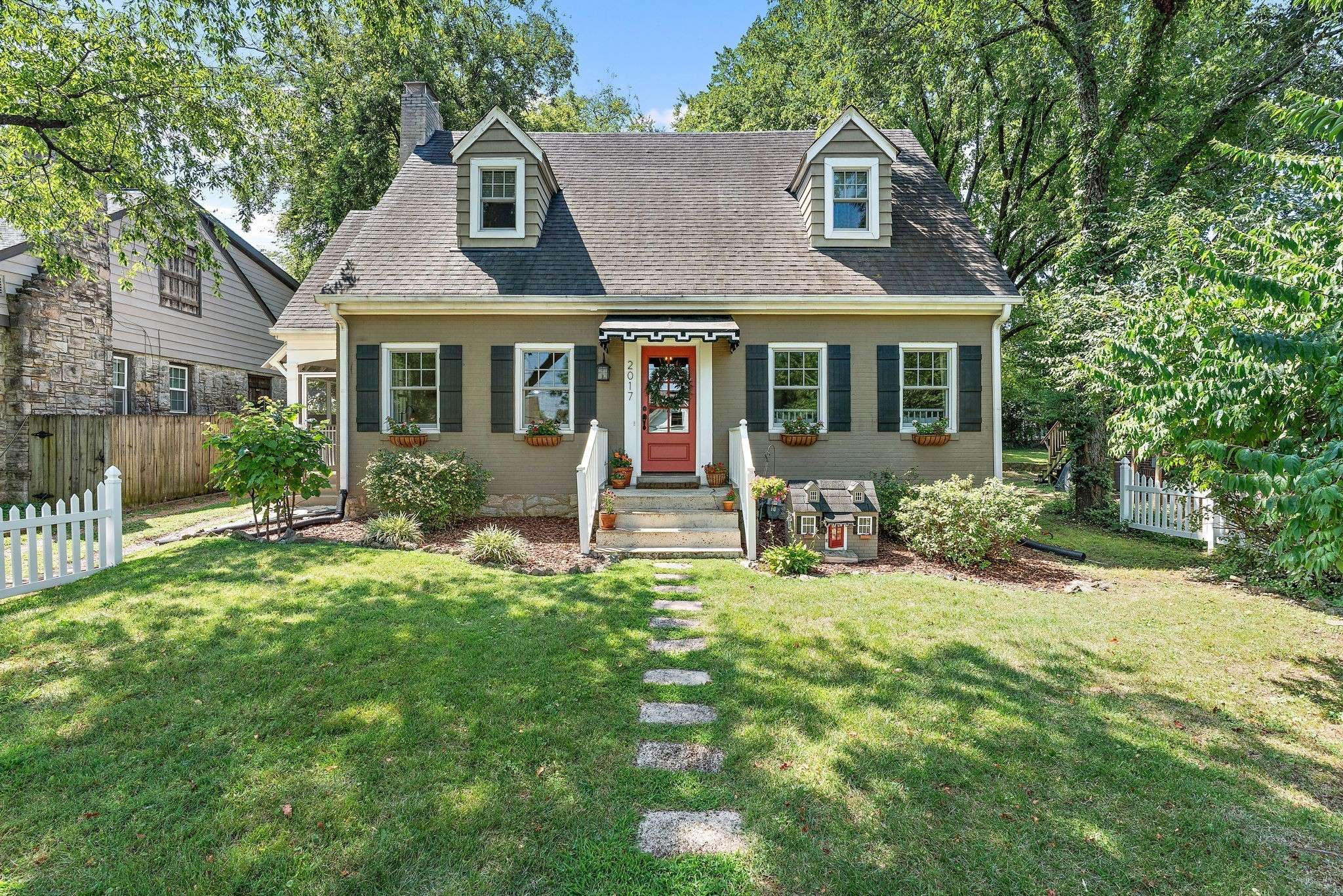 2017 Sweetbriar Ave, Nashville, TN 37212