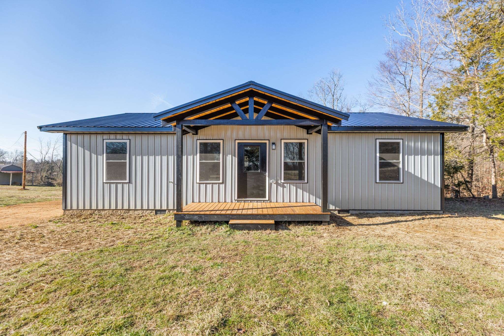 10190 TN 13 S, Linden, TN 37096