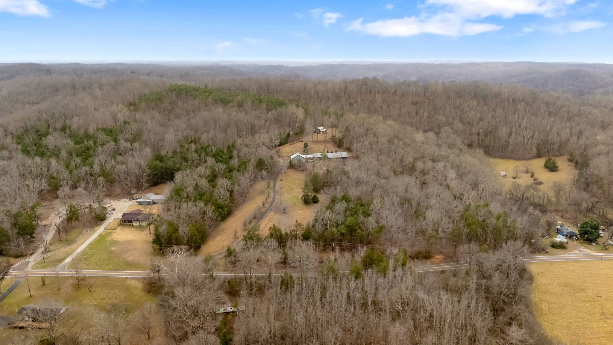 16985 Highway 438 #W, Linden, TN 37096