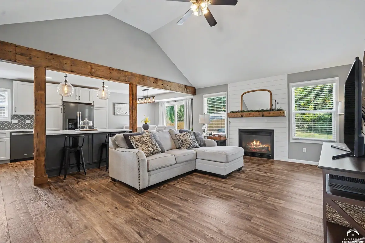 709 Flame WAY, Baldwin City, KS 66006