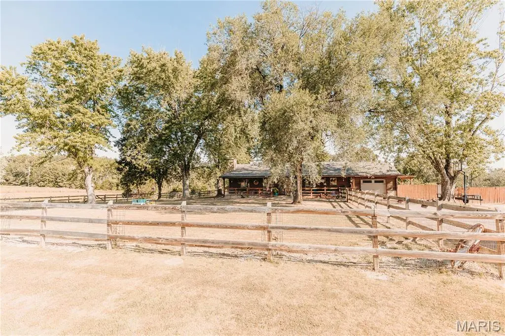 25301 N Highway 133, Richland, MO 65556