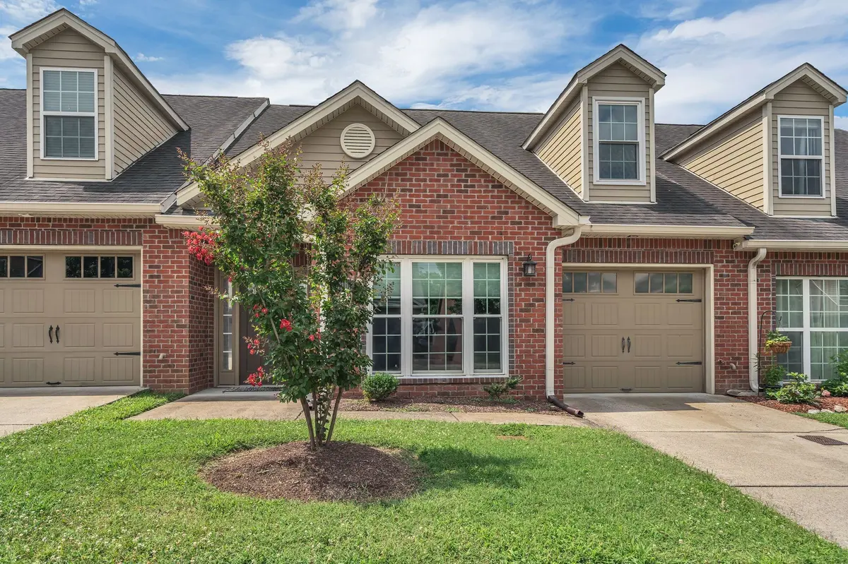 3003 Whitland Crossing Dr, Nashville, TN 37214