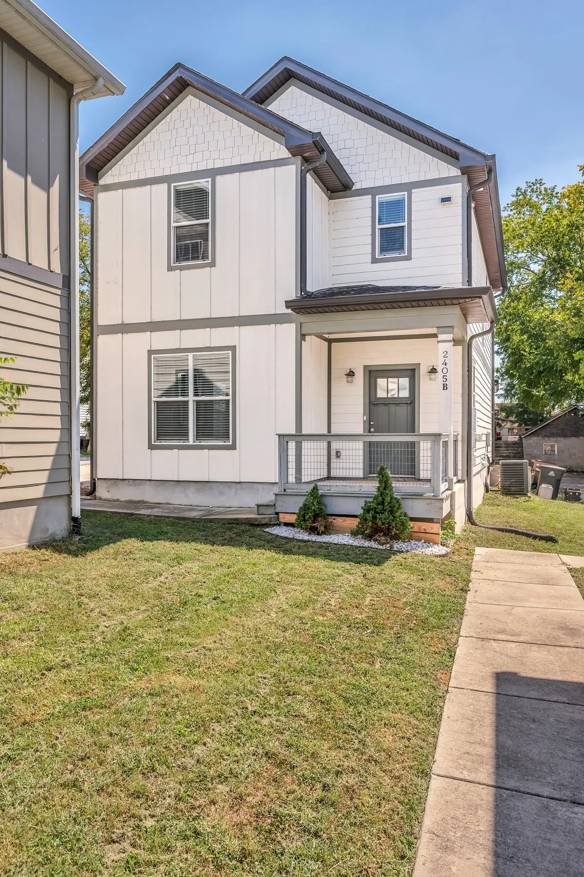 2405B Dowlan St, Nashville, TN 37208