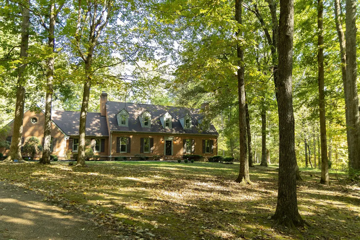 201 Tanglewood Dr, Dickson, TN 37055
