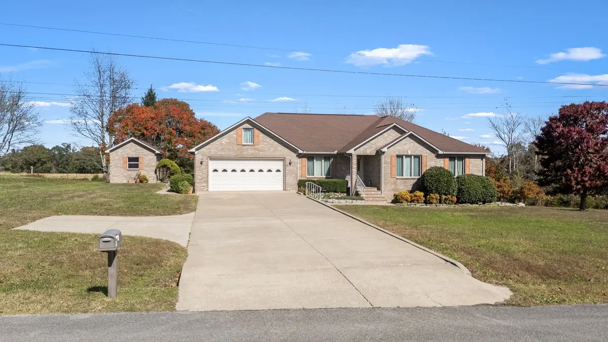 116 Ashton Cir, Fayetteville, TN 37334