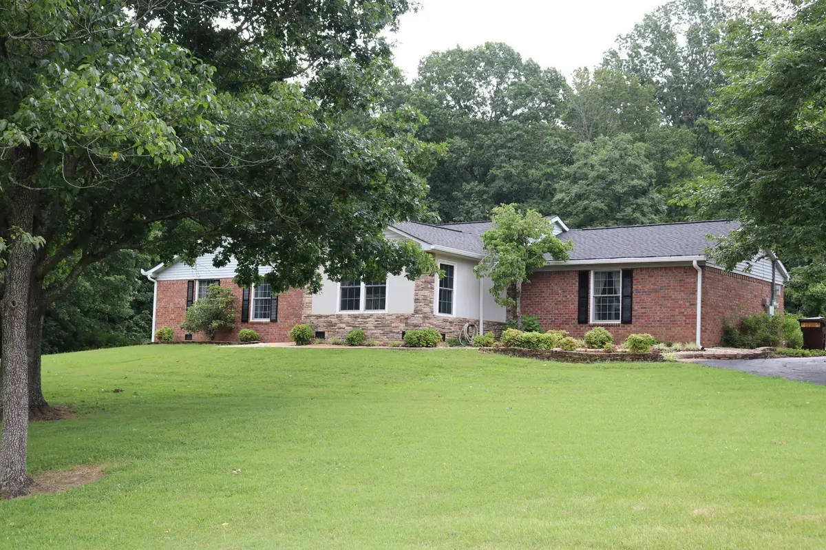 2079 Rock Springs Rd, Columbia, TN 38401