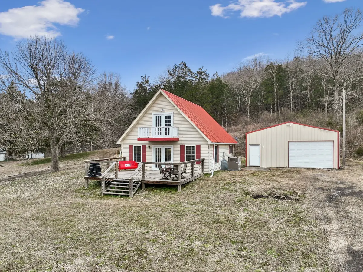 177 Lakeside Dr, Carthage, TN 37030
