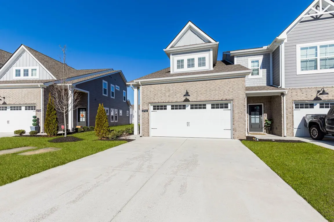 5722 Dockside Dr, Rockvale, TN 37153