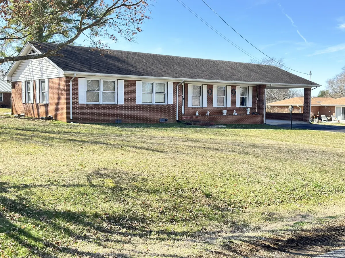 205 Mary Sharp Dr, Decherd, TN 37324