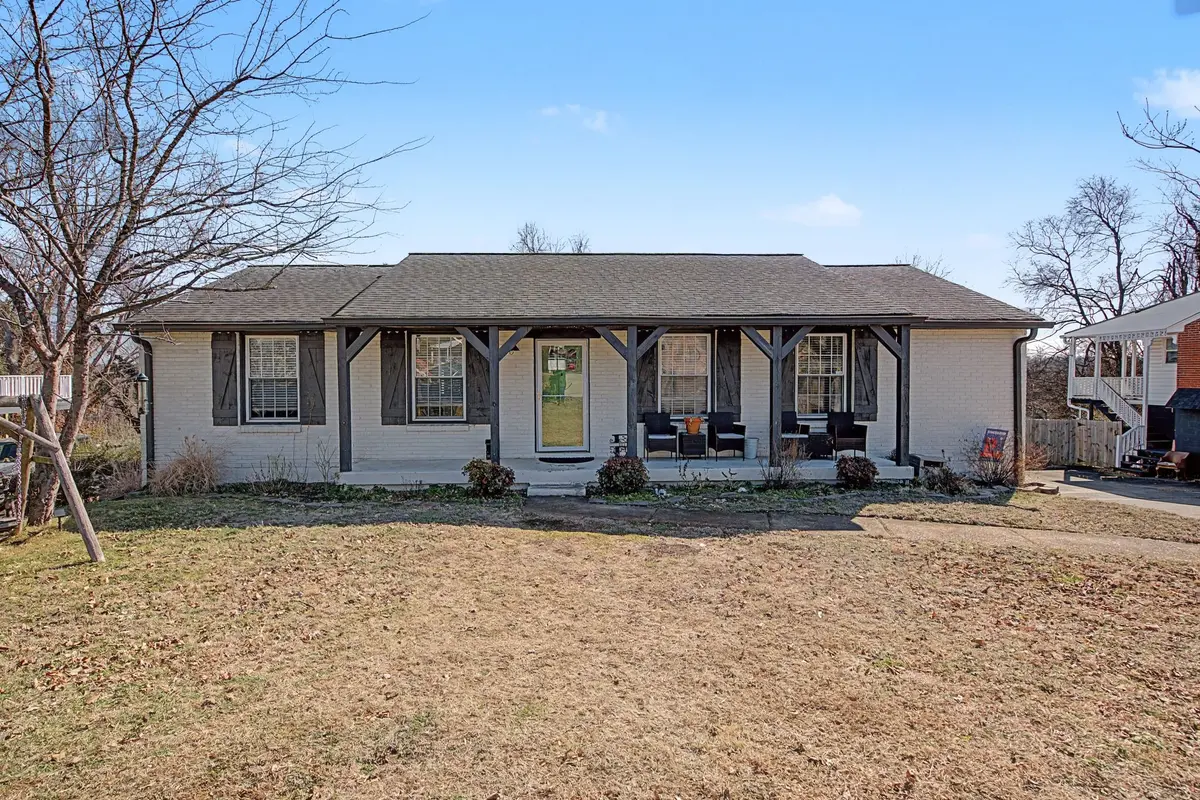 835 Rose Park Dr, Nashville, TN 37206