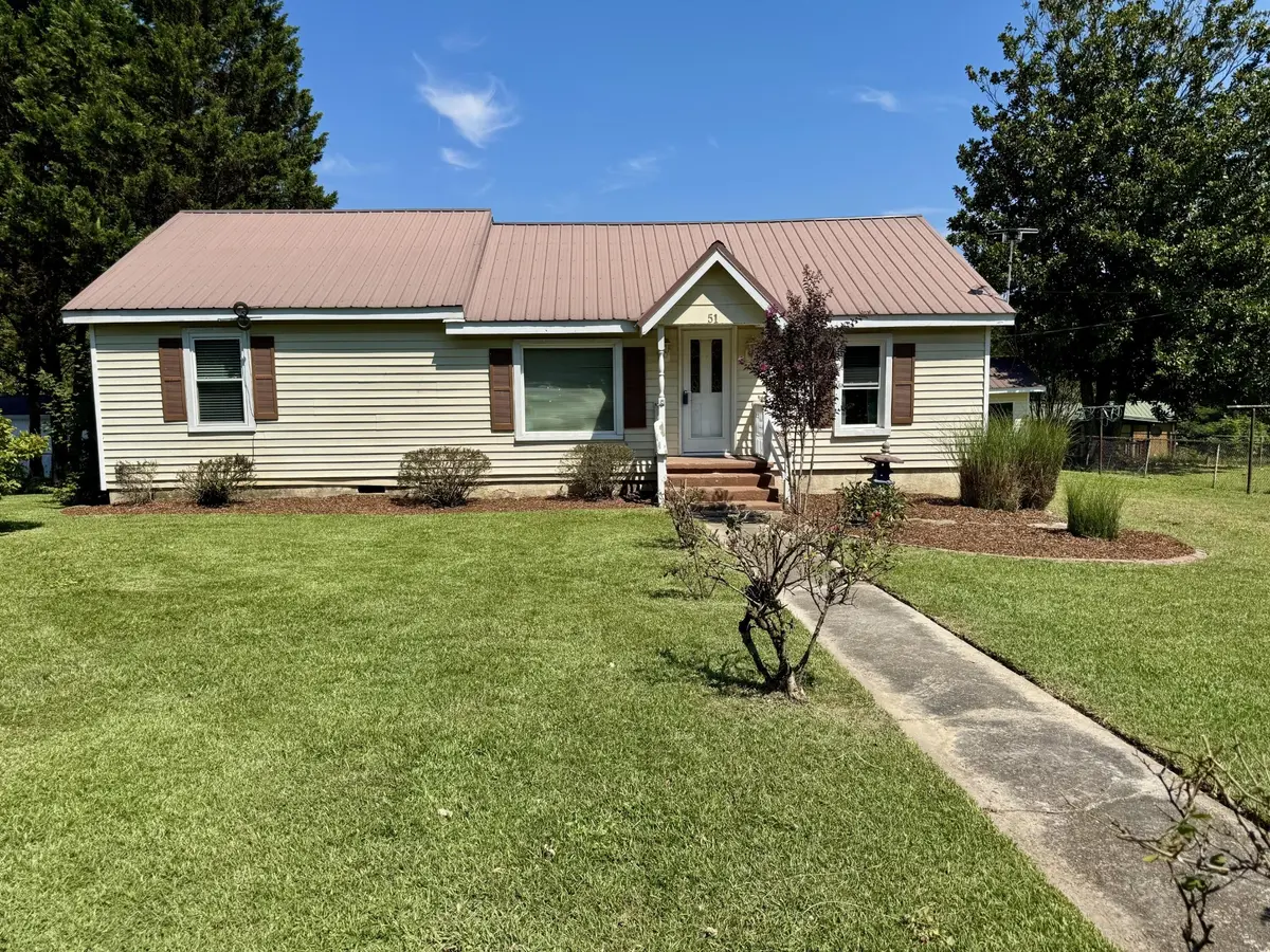 51 Circle Drive, Rossville, GA 30741