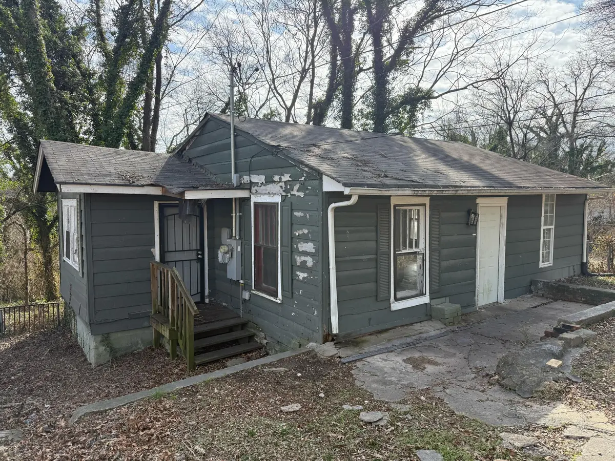 1114 Jarvis Avenue, Chattanooga, TN 37411