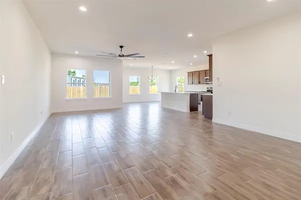 309 Myrtle RD, Smithville, TX 78957