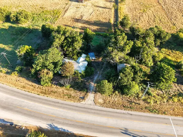 1951 Fm-487, Jarrell, TX 76537