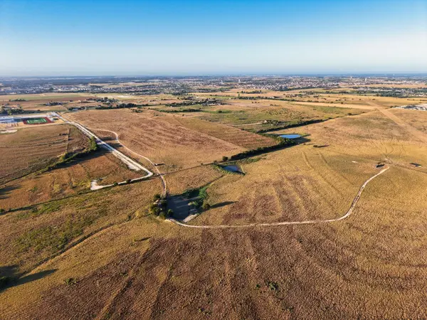 1951 Fm-487, Jarrell, TX 76537