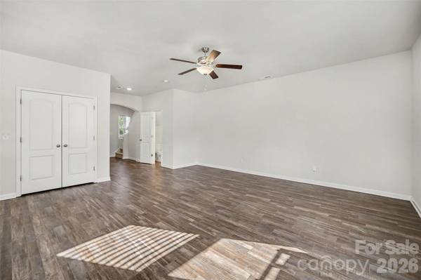 8411 Highgate DR, Charlotte, NC 28215