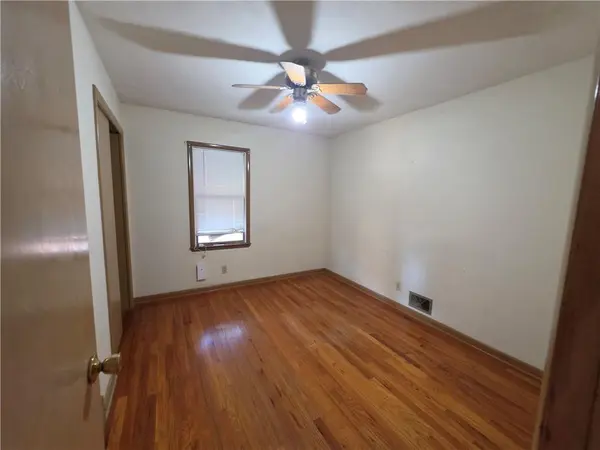 2126 S 48th ST, Kansas City, KS 66106