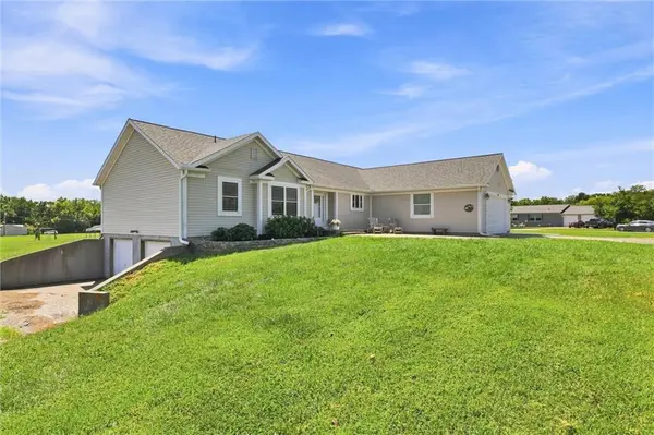529 NW 1421st RD, Holden, MO 64040