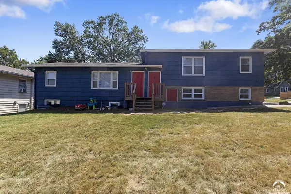 731 W 25th ST, Lawrence, KS 66046