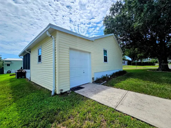 1223 TARPON LN, Lady Lake, FL 32159