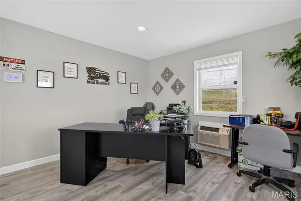 7319 Raider RD, Bonne Terre, MO 63628