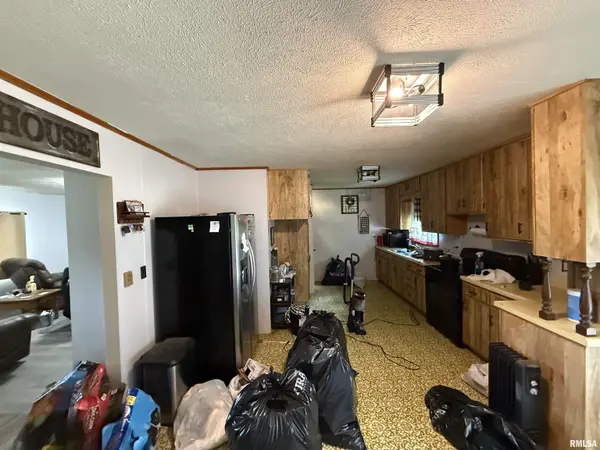 10697 LINCOLN RD, Benton, IL 62812